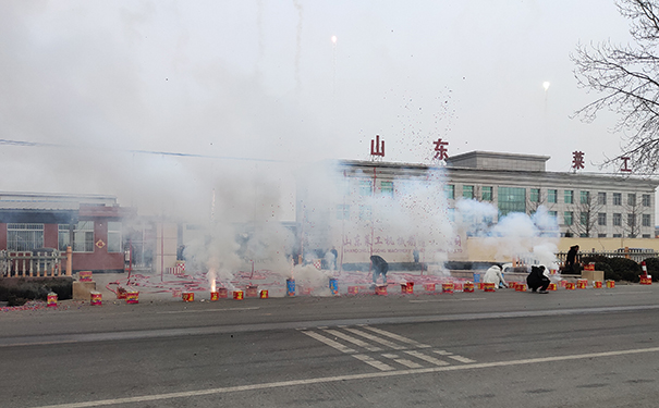 萊工.jpg 萊工.jpg